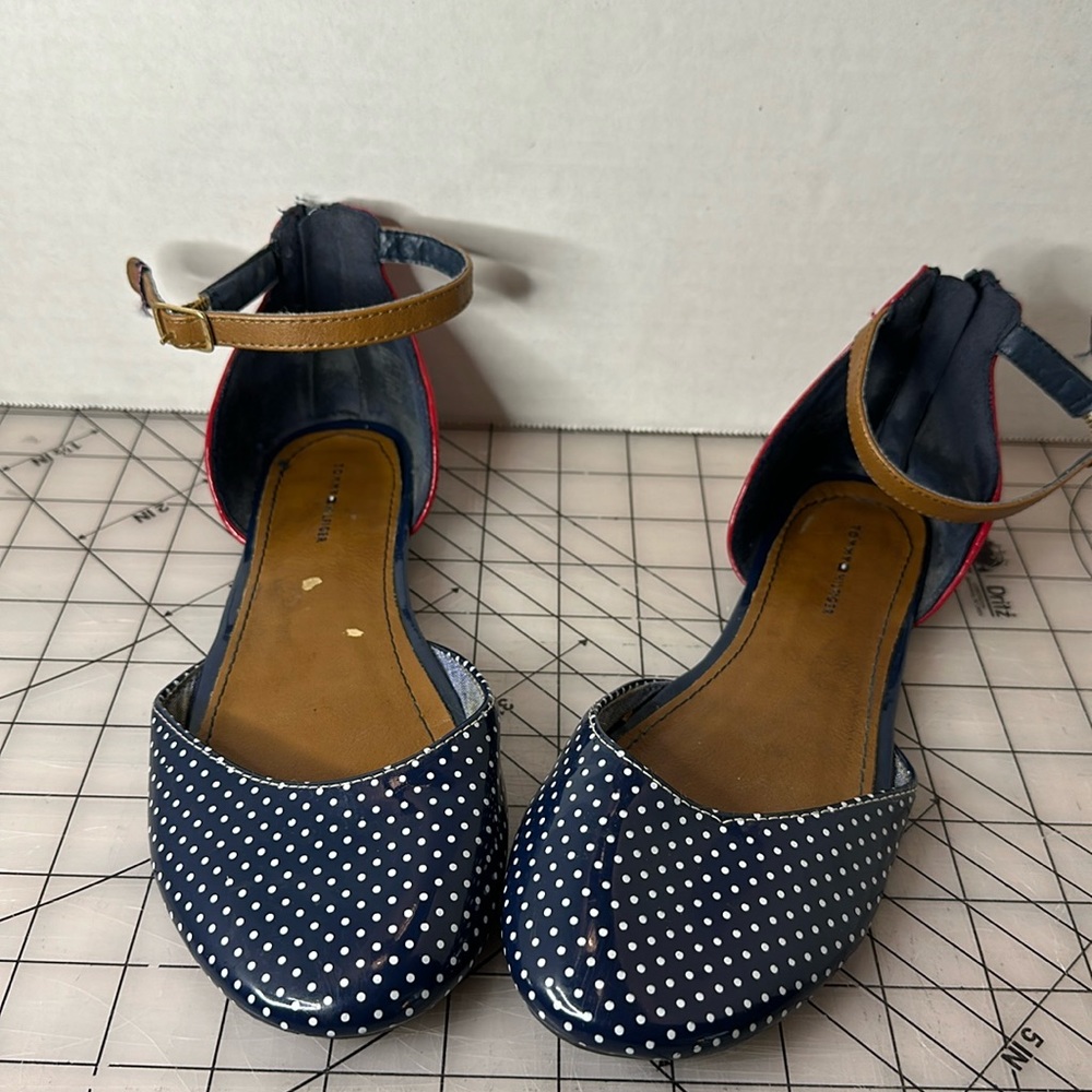 Tommy Hilfiger Audrey Ballet Peacoat Red Zipper Back Close Toe Sandals